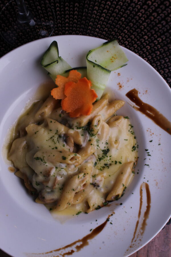PASTA-AL-EMENTHAL-2-scaled-1.jpg